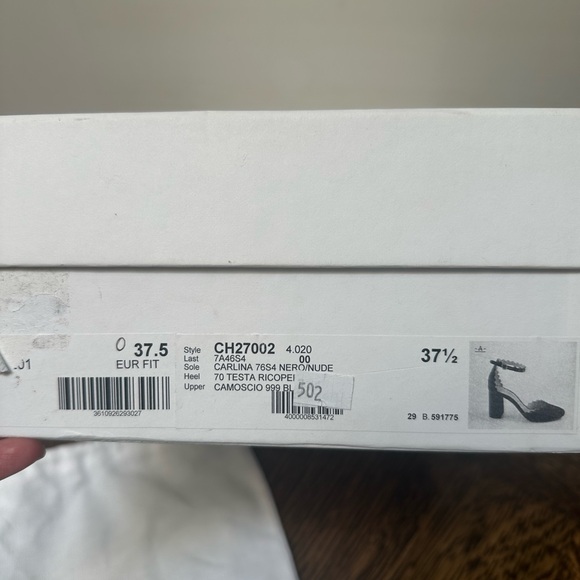 Chloe Carolina black suede ankle strap pump - Picture 5 of 5